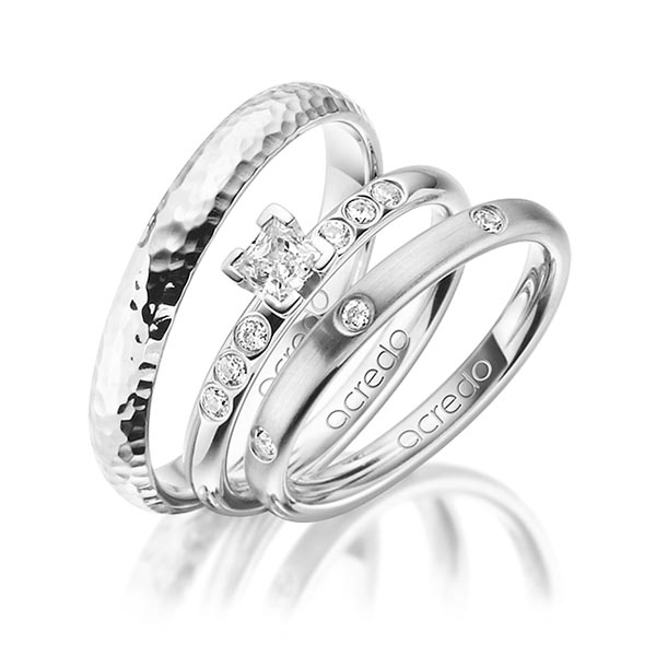 Set in witgoud 14 kt. met in totaal 0,46 ct. Briljant & Princess-Diamant tw/si tw,vs van acredo