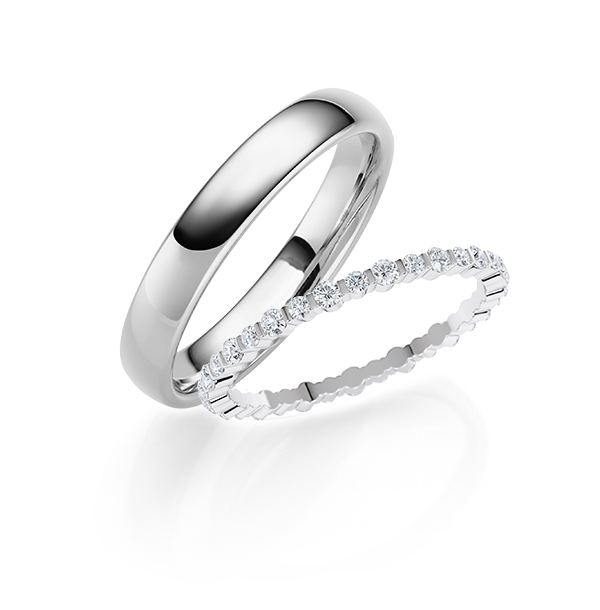 Set in witgoud 14 kt. met in totaal 0,57 ct. tw/si van Steinberg