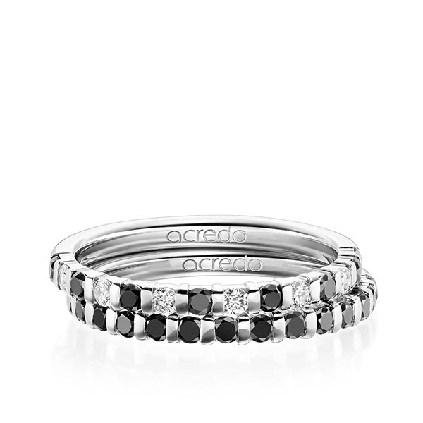 Set in witgoud 14 kt. met in totaal 0,81 ct. Briljant tw/si Zwart van acredo