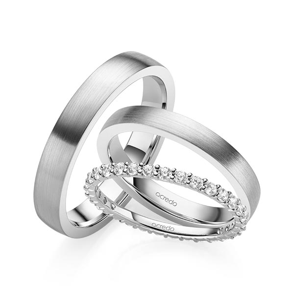 Set in witgoud 14 kt. volledig gezet met in totaal 0,62 ct. Briljant tw/si van acredo - A-2072-1 Set in witgoud 14 kt. volledig gezet met in totaal 0,62 ct. Briljant tw/si van acredo - A-2072-1