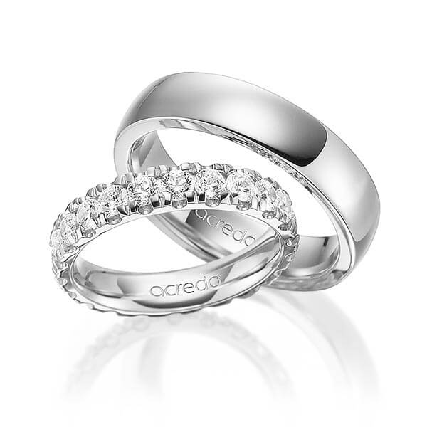 Set in witgoud 14 kt. volledig gezet met in totaal 2,1 ct. Briljant tw,vs van acredo - A-1587-1