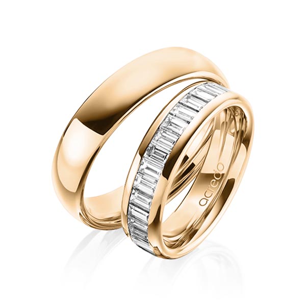 Set klassieke Memoire-trouwringen in buiten roségoud 14 kt. , binnen roségoud 14 kt. half gezet met in totaal 1,36 ct. Baguette-Diamant tw,vs van acredo