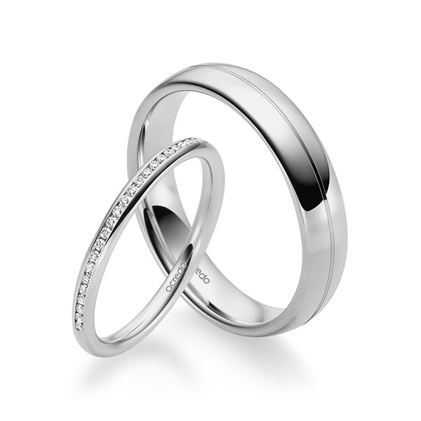 Set klassieke Memoire-trouwringen in grijsgoud 14 kt. half gezet met in totaal 0,14 ct. Briljant tw/si van acredo - A-1680-5