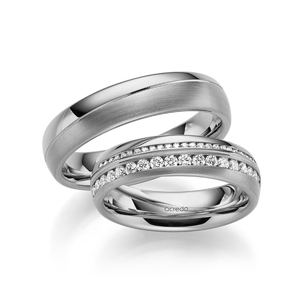 Set Klassieke Memoire-trouwringen in grijsgoud 14 kt. half gezet met in totaal 0,505 ct. Briljant tw/si van acredo