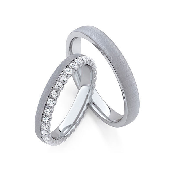 Set Klassieke Memoire-trouwringen in grijsgoud 14 kt. volledig gezet met in totaal 0,66 ct. tw/si van Steinberg