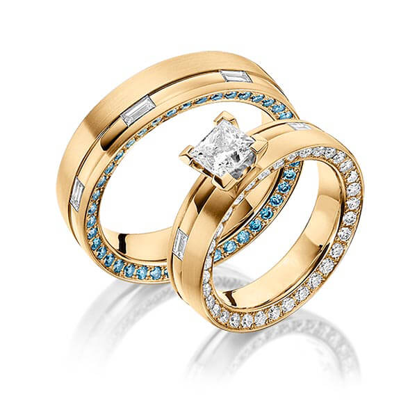 Set Klassieke Memoire-trouwringen in inside roségoud 18 kt. , outside roségoud 18 kt. volledig gezet met 1 ct. + in totaal 1,3 ct. Baguette-Diamant & Princess-Diamant & Briljant r,if tw,vs iceblue van