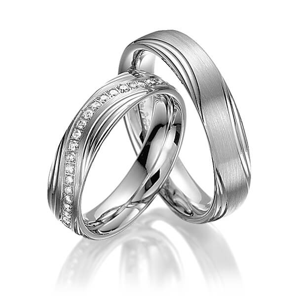 Set Klassieke Memoire-trouwringen in palladium 14 kt. half gezet met in totaal 0,21 ct. Briljant tw/si van Steinberg