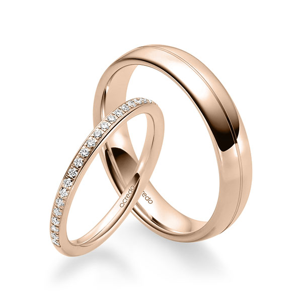 Set klassieke Memoire-trouwringen in roodgoud 14 kt. half gezet met in totaal 0,184 ct. Briljant tw/si van acredo - A-2321-4 Set klassieke Memoire-trouwringen in roodgoud 14 kt. half gezet met in totaal 0,184 ct. Briljant tw/si van acredo - A-2321-4