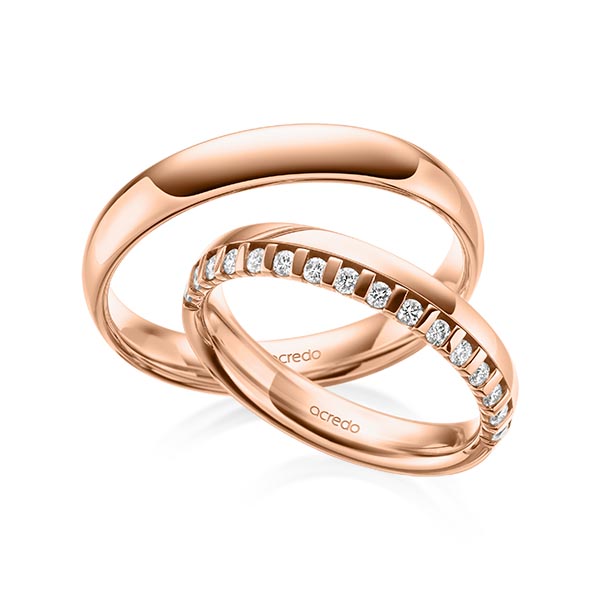 Set klassieke Memoire-trouwringen in roodgoud 14 kt. half gezet met in totaal 0,225 ct. tw/si van acredo