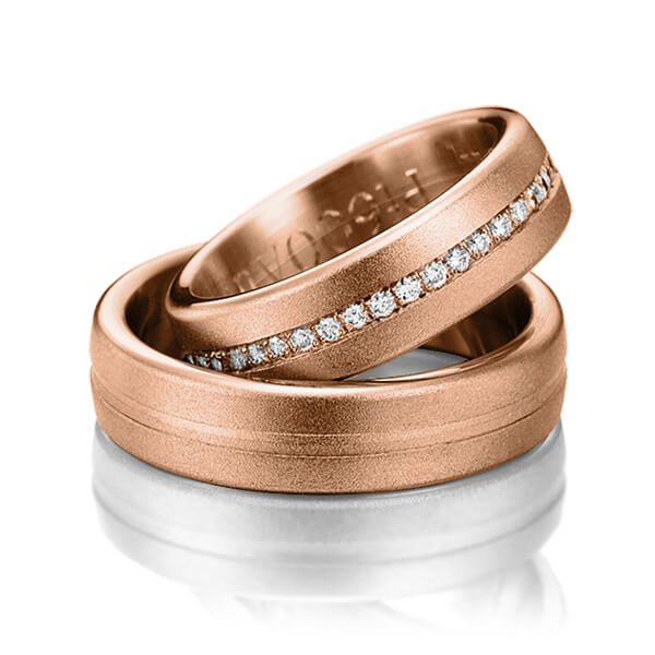 Set Klassieke Memoire-trouwringen in roodgoud 14 kt. half gezet met in totaal 0,22 ct. Briljant tw/si van Steinberg