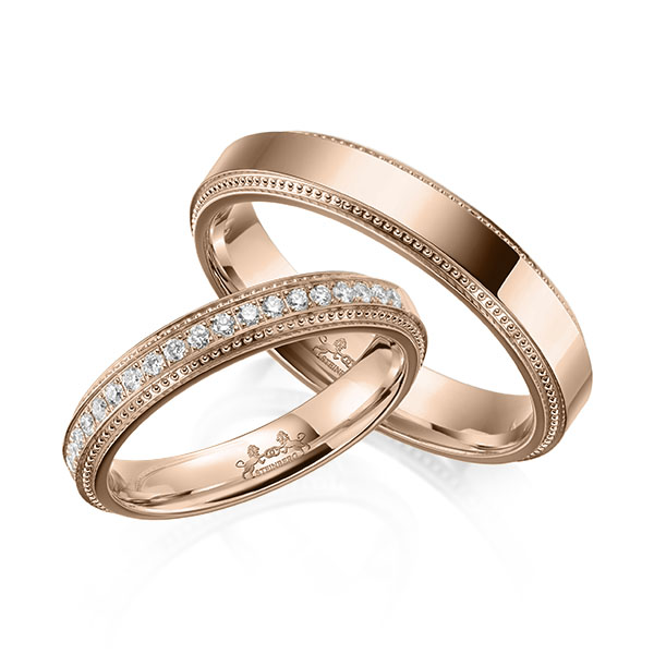 Set Klassieke Memoire-trouwringen in roodgoud 14 kt. half gezet met in totaal 0,22 ct. Briljant tw/si van Steinberg - Q-1640-4 Set Klassieke Memoire-trouwringen in roodgoud 14 kt. half gezet met in totaal 0,22 ct. Briljant tw/si van Steinberg - Q-1640-4
