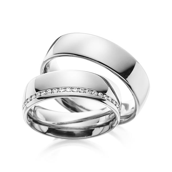 Set klassieke Memoire-trouwringen in wit 9 kt. goudhoudend metaal (37,5%) volledig gezet met in totaal 0,45 ct. Briljant tw/si van Steinberg - Q-1076-2