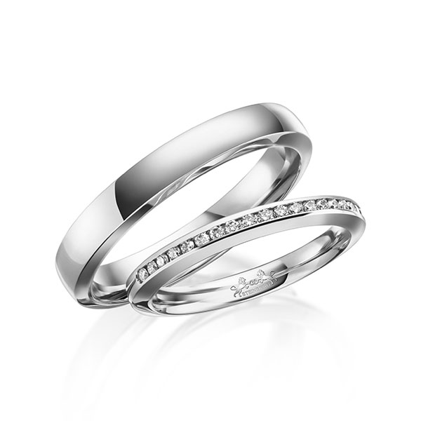 Set klassieke Memoire-trouwringen in witgoud 14 kt. half gezet met in totaal 0,23 ct. Briljant tw/si van Steinberg - Q-1635-1 Set klassieke Memoire-trouwringen in witgoud 14 kt. half gezet met in totaal 0,23 ct. Briljant tw/si van Steinberg - Q-1635-1