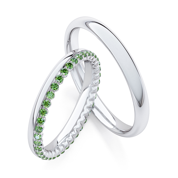 Set Klassieke Memoire-trouwringen in witgoud 14 kt. volledig gezet met in totaal 0,35 ct. Apple Green van Steinberg