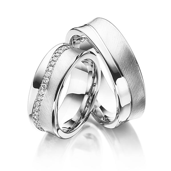 Set Klassieke Memoire-trouwringen in witgoud 14 kt. volledig gezet met in totaal 0,47 ct. Briljant tw/si van Steinberg - Q-1193-11 Set Klassieke Memoire-trouwringen in witgoud 14 kt. volledig gezet met in totaal 0,47 ct. Briljant tw/si van Steinberg - Q-1193-11