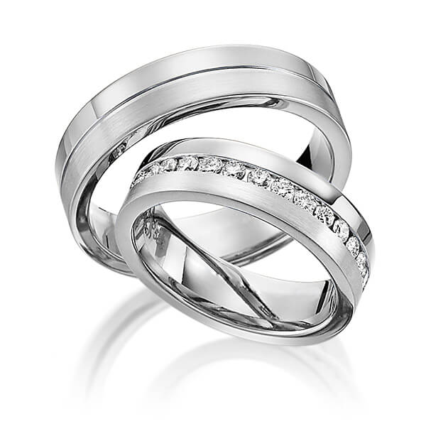 Set Klassieke Memoire-trouwringen in witgoud 14 kt. volledig gezet met in totaal 0,99 ct. Briljant tw/si van Steinberg