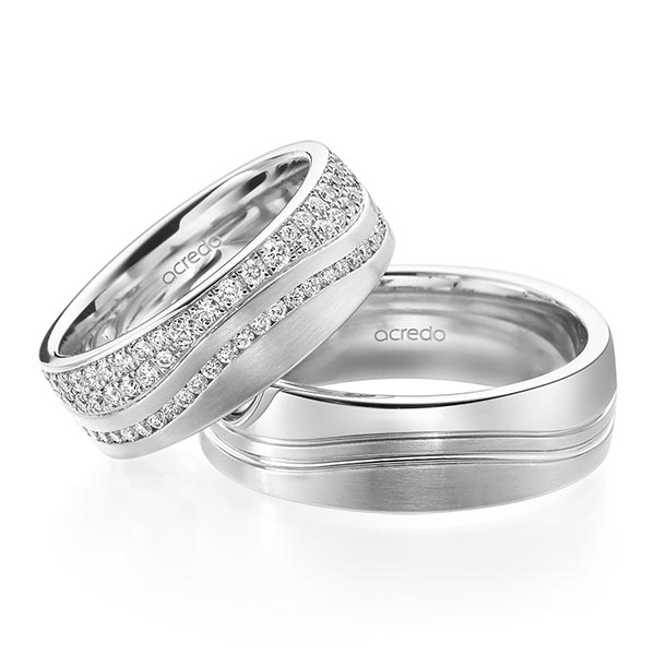 Set Klassieke Memoire-trouwringen in witgoud 14 kt. volledig gezet met in totaal 1,085 ct. Briljant tw/si van acredo