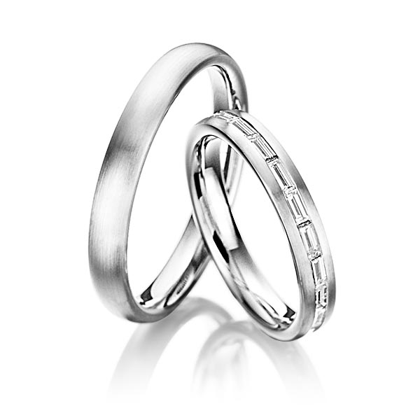 Set klassieke Memoire-trouwringen in witgoud 14 kt. volledig gezet met in totaal 1,38 ct. Baguette-Diamant tw,vs van Eternal Touch - Y-1109-1 Set klassieke Memoire-trouwringen in witgoud 14 kt. volledig gezet met in totaal 1,38 ct. Baguette-Diamant tw,vs van Eternal Touch - Y-1109-1