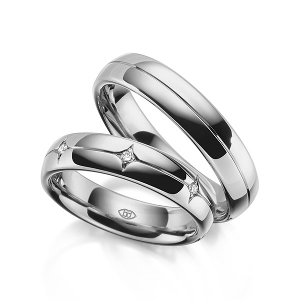 Set Klassieke trouwringen in 600 Platinahoudend metaal (60%) met in totaal 0,105 ct. Briljant tw/si van Eternal Touch