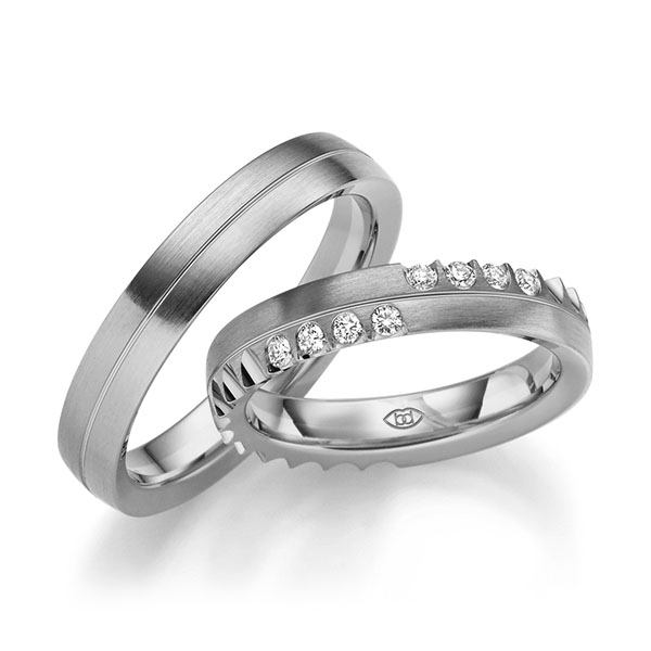 Set Klassieke trouwringen in 600 Platinahoudend metaal (60%) met in totaal 0,16 ct. Briljant tw/si van Merii