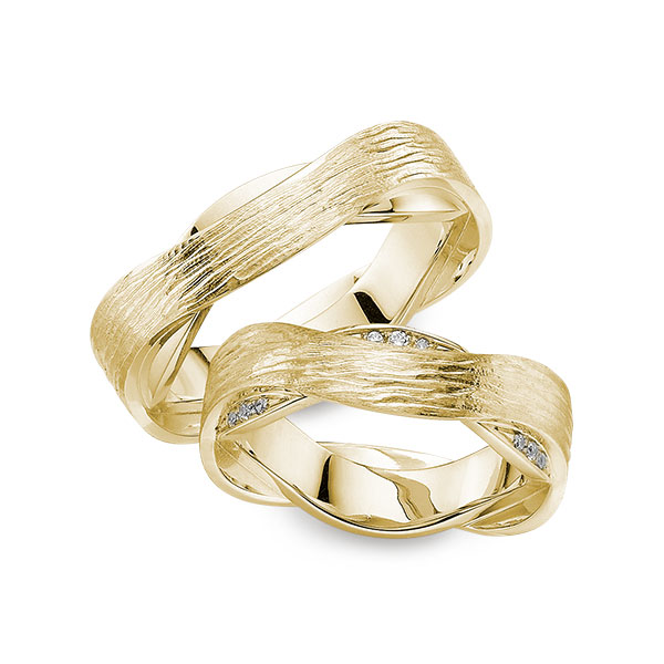 Set Klassieke trouwringen in buiten geelgoud 14 kt. , binnen geelgoud 14 kt. met in totaal 0,054 ct. Briljant tw/si van Eternal Touch