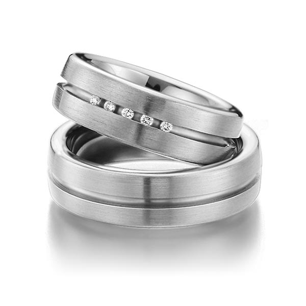 Set Klassieke trouwringen in buiten grijsgoud 14 kt. , binnen grijsgoud 14 kt. met in totaal 0,075 ct. Briljant tw/si van Eternal Touch