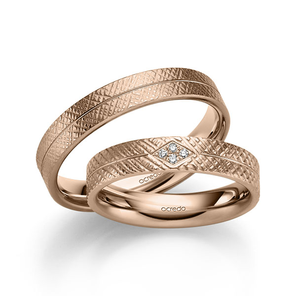 Set Klassieke trouwringen in buiten roodgoud 14 kt. , binnen roodgoud 14 kt. met in totaal 0,032 ct. Briljant tw/si van acredo