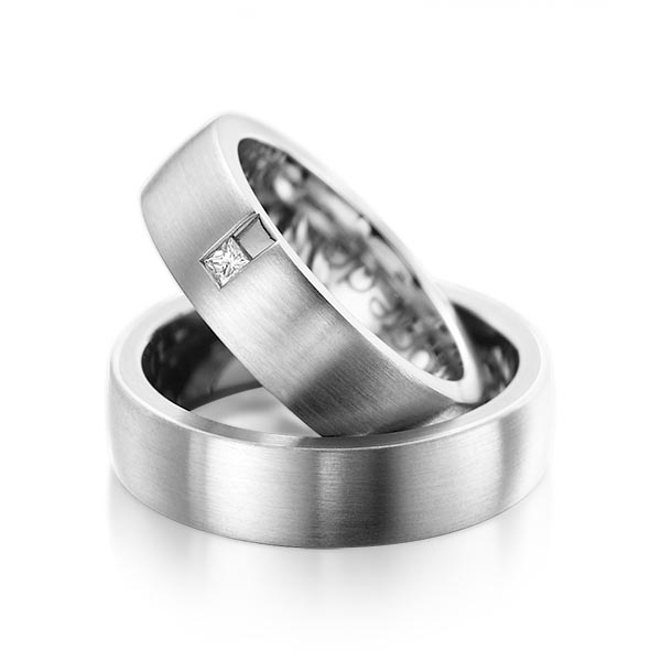 Set klassieke trouwringen in buiten witgoud 14 kt. , binnen witgoud 14 kt. met in totaal 0,06 ct. Princess-Diamant tw/si van acredo - A-1091-8