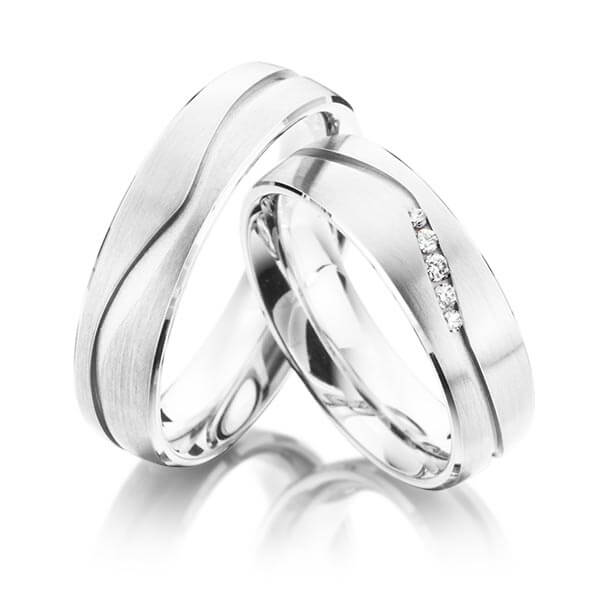 Set Klassieke trouwringen in buiten witgoud 14 kt. , binnen witgoud 14 kt. met in totaal 0,07 ct. Briljant tw/si van Eternal Touch