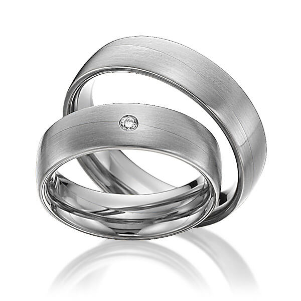 Set klassieke trouwringen in dark grey gold 14 kt. met in totaal 0,03 ct. Briljant tw/si van Eternal Touch
