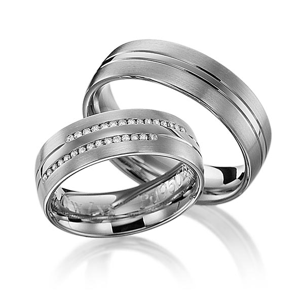 Set Klassieke trouwringen in dark grey gold 14 kt. met in totaal 0,15 ct. Briljant tw/si van Eternal Touch - Y-1145-4 Set Klassieke trouwringen in dark grey gold 14 kt. met in totaal 0,15 ct. Briljant tw/si van Eternal Touch - Y-1145-4