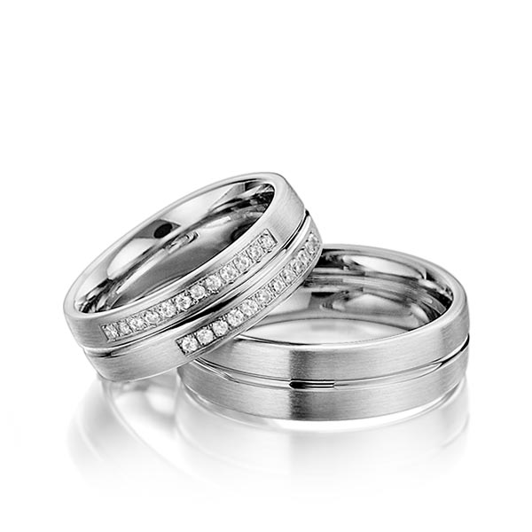 Set Klassieke trouwringen in dark grey gold 14 kt. met in totaal 0,192 ct. Briljant tw/si van Steinberg