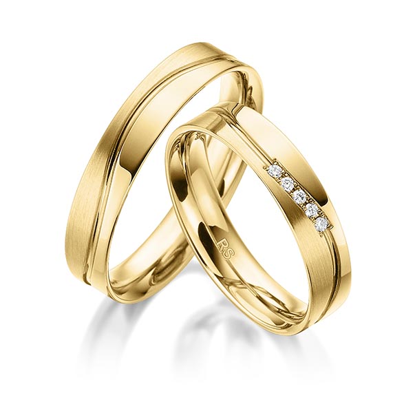 Set Klassieke trouwringen in geelgoud 14 kt. met in totaal 0,05 ct. Briljant tw/si van acredo