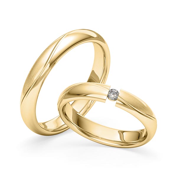 Set Klassieke trouwringen in geelgoud 14 kt. met in totaal 0,06 ct. Briljant tw/si van Merii - M-1263-6 Set Klassieke trouwringen in geelgoud 14 kt. met in totaal 0,06 ct. Briljant tw/si van Merii - M-1263-6