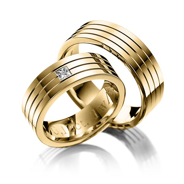 Set Klassieke trouwringen in geelgoud 14 kt. met in totaal 0,12 ct. Princess-Diamant tw/si van Eternal Touch - Y-1151-5 Set Klassieke trouwringen in geelgoud 14 kt. met in totaal 0,12 ct. Princess-Diamant tw/si van Eternal Touch - Y-1151-5