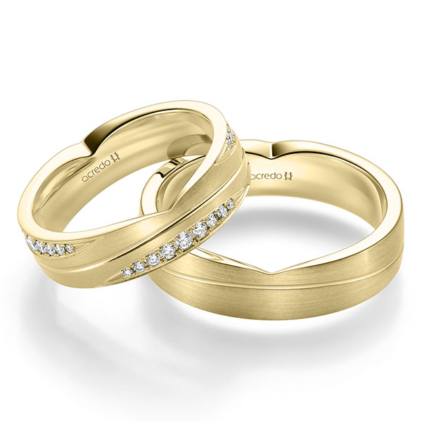 Set Klassieke trouwringen in geelgoud 14 kt. met in totaal 0,384 ct. Briljant tw/si van acredo Set Klassieke trouwringen in geelgoud 14 kt. met in totaal 0,384 ct. Briljant tw/si van acredo