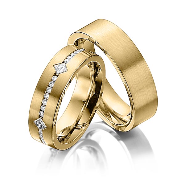 Set klassieke trouwringen in geelgoud 14 kt. met in totaal 0,95 ct. Briljant & Princess-Diamant tw/si van Eternal Touch