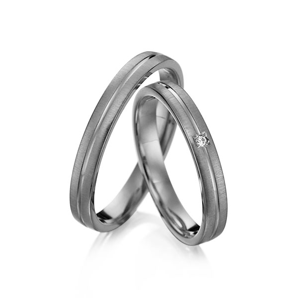 Set Klassieke trouwringen in grijsgoud 14 kt. met in totaal 0,015 ct. Briljant tw/si van Merii
