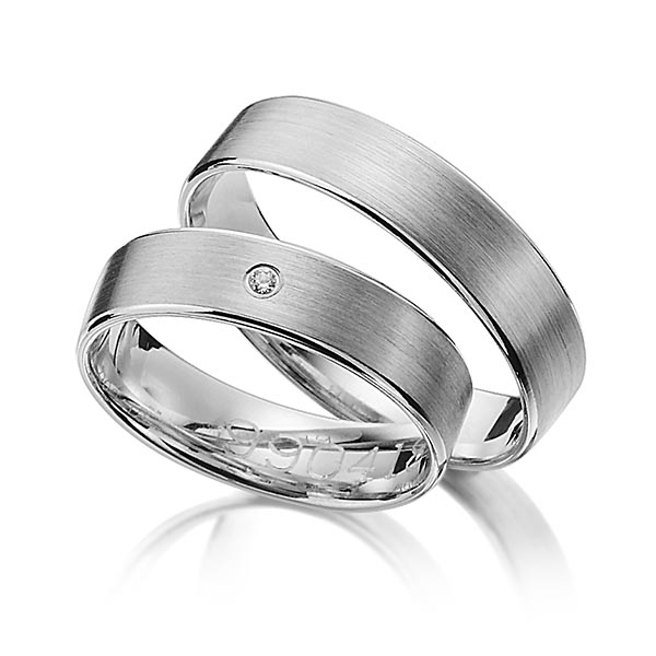 Set Klassieke trouwringen in grijsgoud 14 kt. met in totaal 0,015 ct. Briljant tw/si van Merii