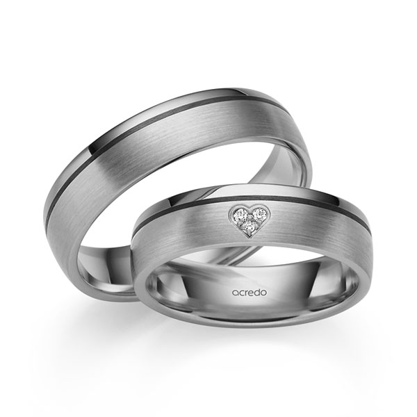 Set Klassieke trouwringen in grijsgoud 14 kt. met in totaal 0,021 ct. Briljant tw/si van acredo