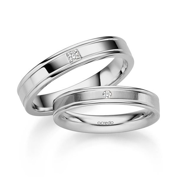 Set Klassieke trouwringen in grijsgoud 14 kt. met in totaal 0,045 ct. Briljant tw/si van acredo