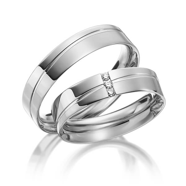 Set Klassieke trouwringen in grijsgoud 14 kt. met in totaal 0,045 ct. Briljant tw/si van Steinberg