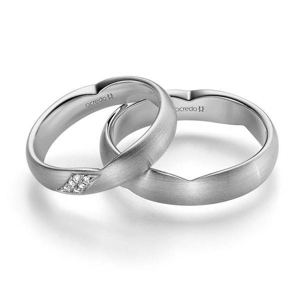 Set Klassieke trouwringen in grijsgoud 14 kt. met in totaal 0,048 ct. Briljant tw/si van acredo