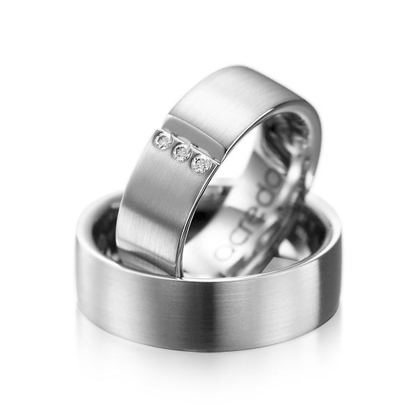 Set klassieke trouwringen in grijsgoud 14 kt. met in totaal 0,06 ct. Briljant tw/si van acredo - A-1068-4