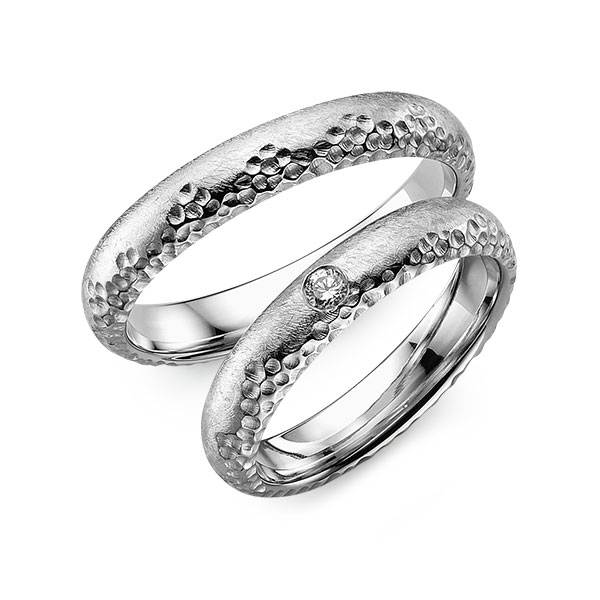 Set Klassieke trouwringen in grijsgoud 14 kt. met in totaal 0,06 ct. Briljant tw/si van Eternal Touch