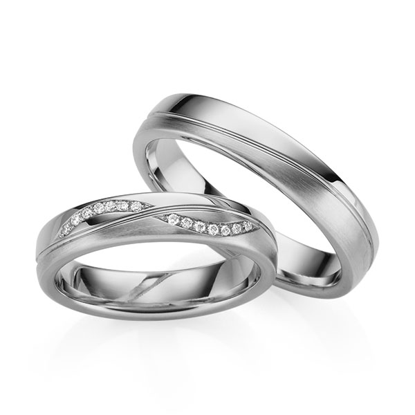 Set Klassieke trouwringen in grijsgoud 14 kt. met in totaal 0,07 ct. Briljant tw/si van Eternal Touch