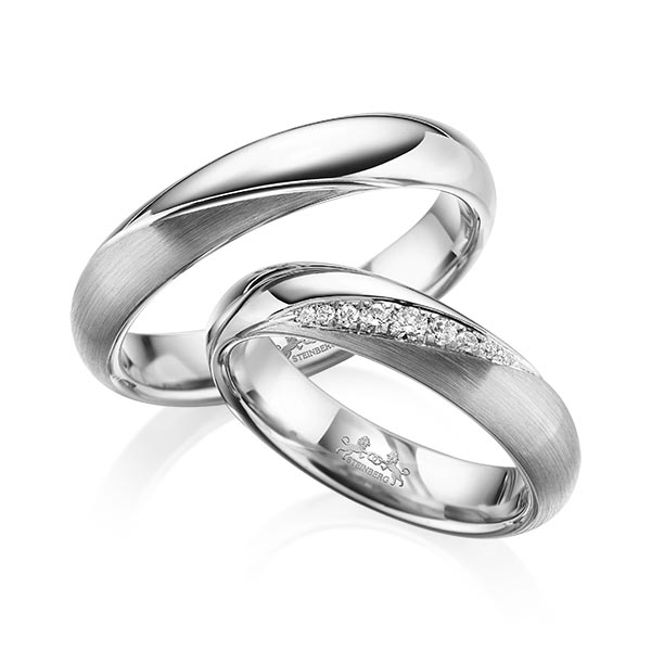 Set Klassieke trouwringen in grijsgoud 14 kt. met in totaal 0,114 ct. Briljant tw/si van Steinberg