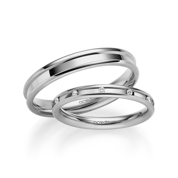 Set Klassieke trouwringen in grijsgoud 14 kt. met in totaal 0,11 ct. Briljant tw/si van acredo