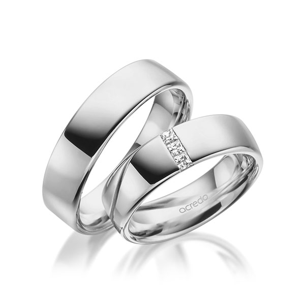 Set klassieke trouwringen in grijsgoud 14 kt. met in totaal 0,12 ct. Princess-Diamant tw/si van acredo