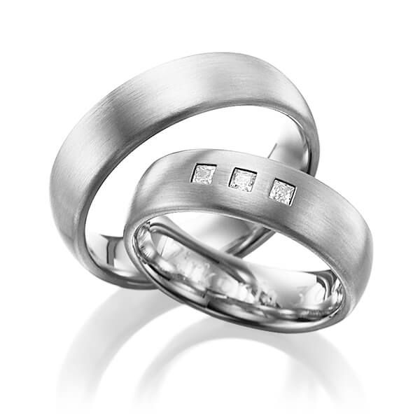 Set klassieke trouwringen in grijsgoud 14 kt. met in totaal 0,12 ct. Princess-Diamant tw/si van Eternal Touch - Y-1019-4